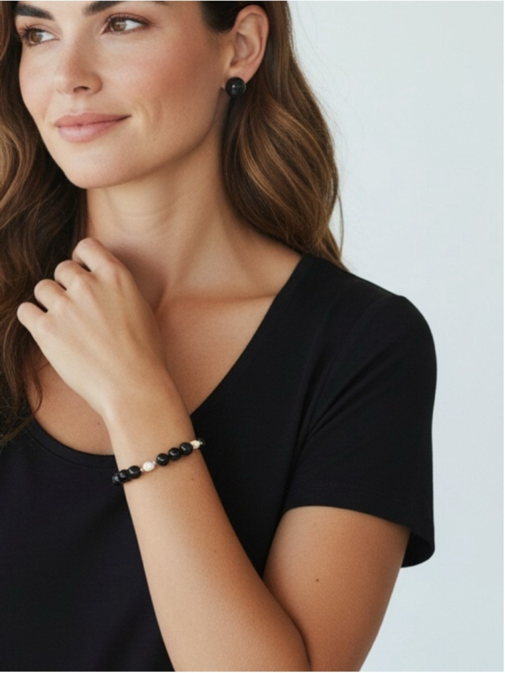 Black and Faux Pearl Beaded Bracelet and Earrings set
